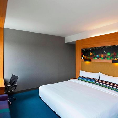 Aloft Bogota Airport Hotel Exterior photo