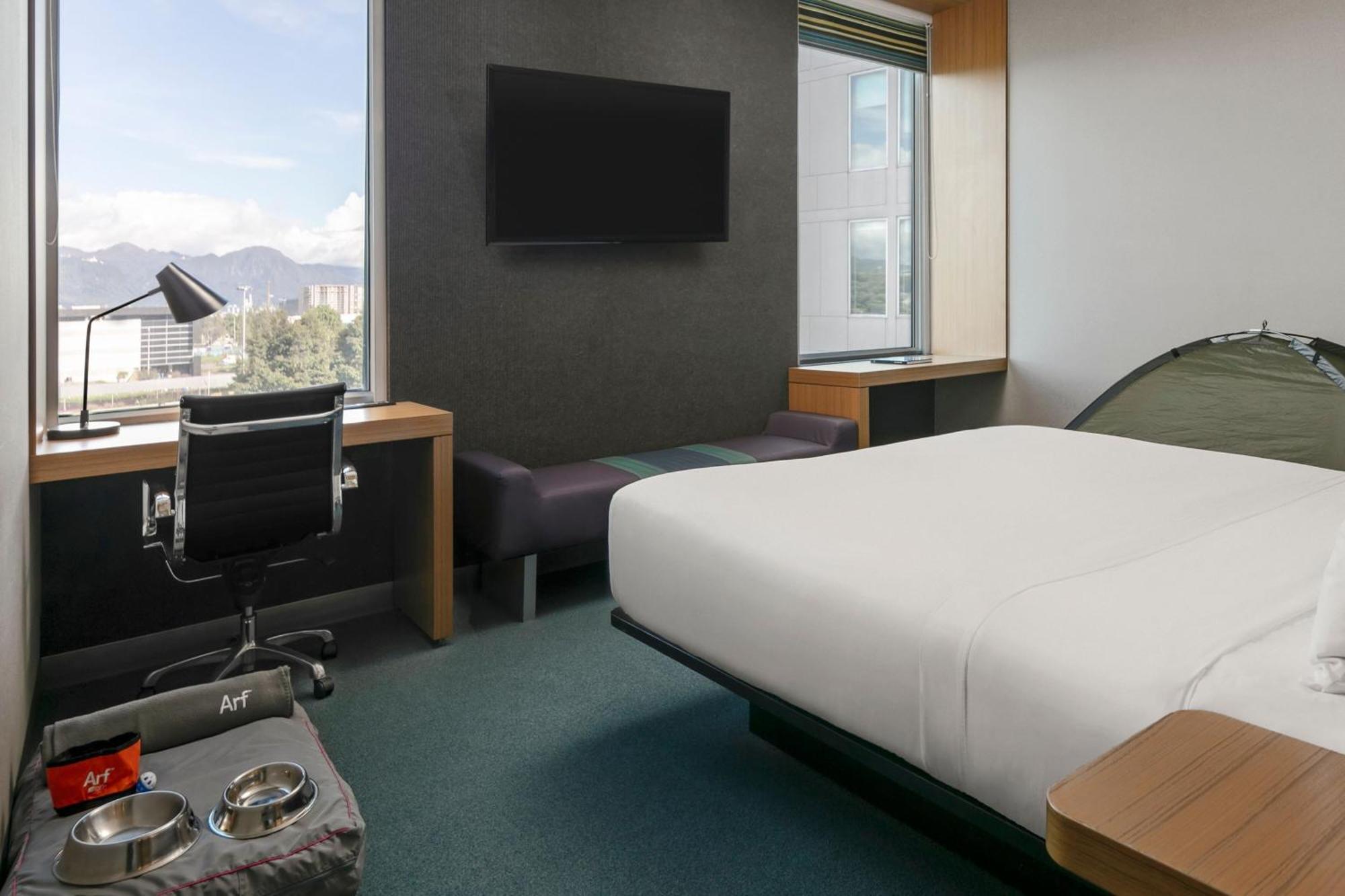 Aloft Bogota Airport Hotel Exterior photo