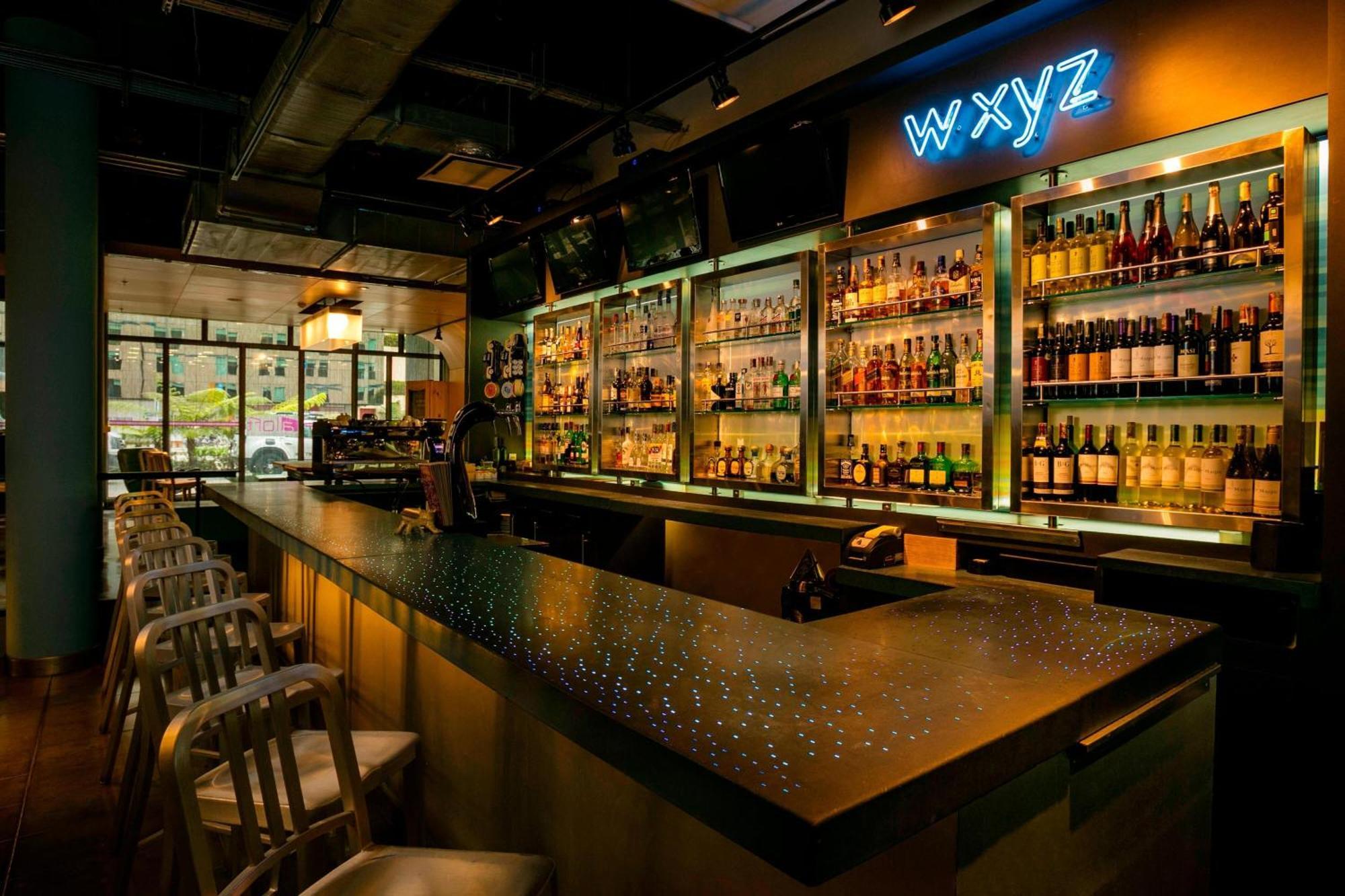 Aloft Bogota Airport Hotel Exterior photo