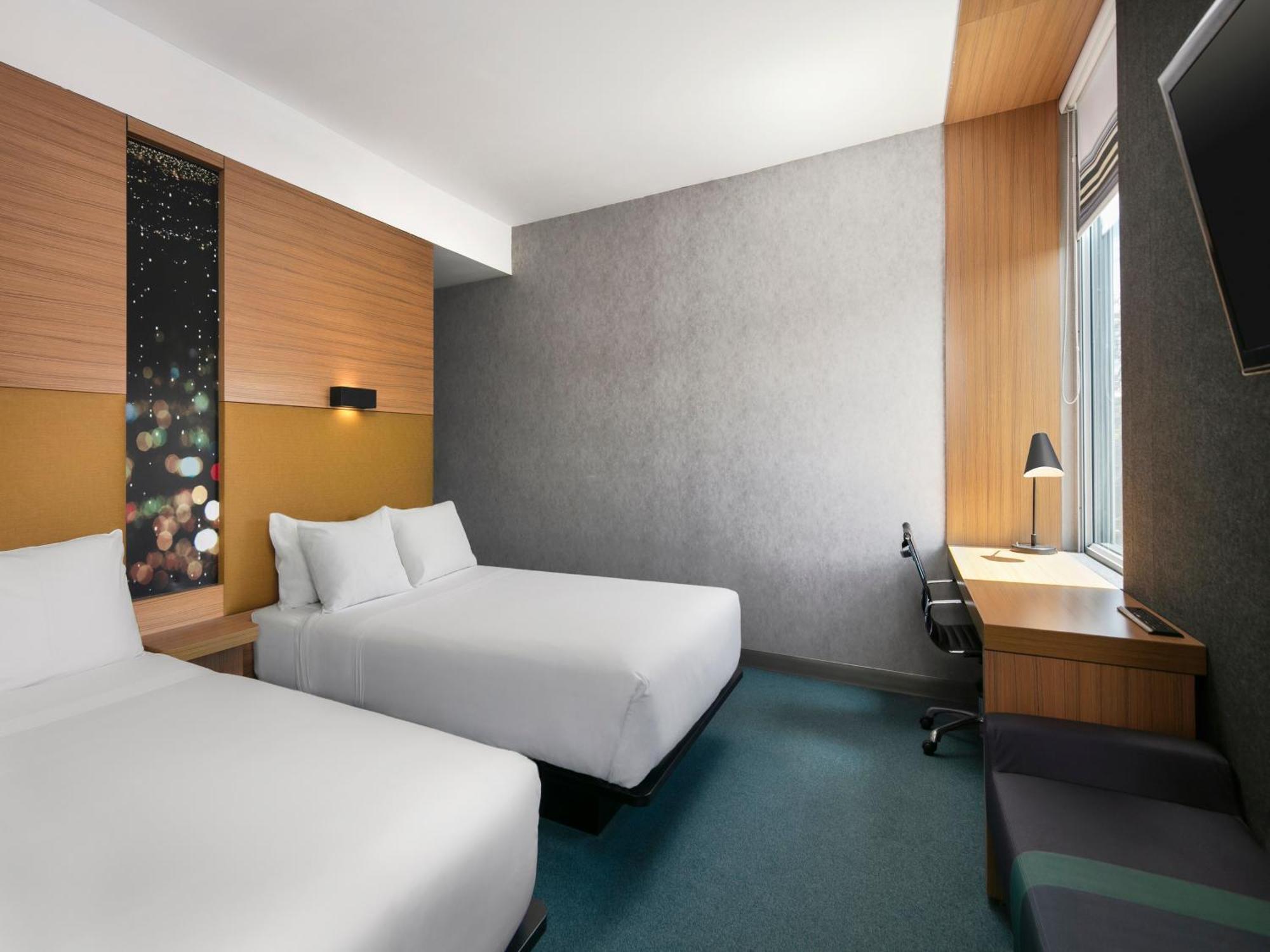 Aloft Bogota Airport Hotel Exterior photo