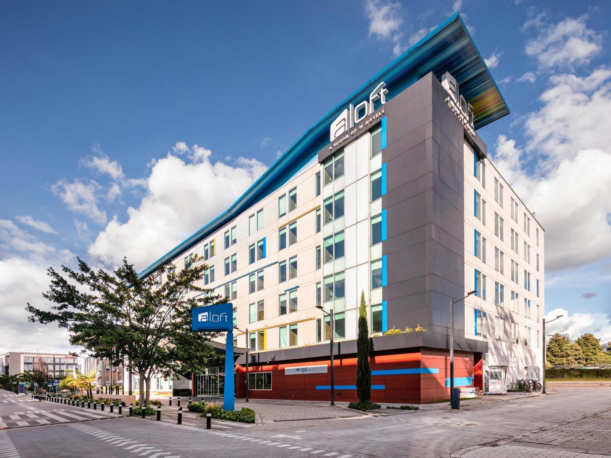 Aloft Bogota Airport Hotel Exterior photo