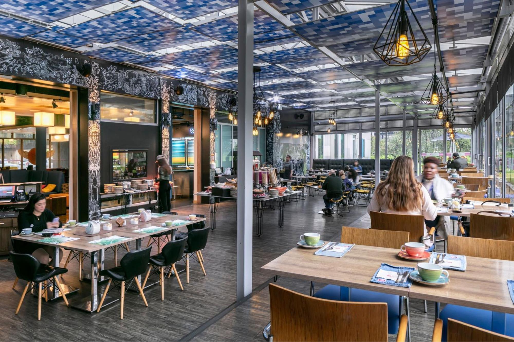 Aloft Bogota Airport Hotel Exterior photo