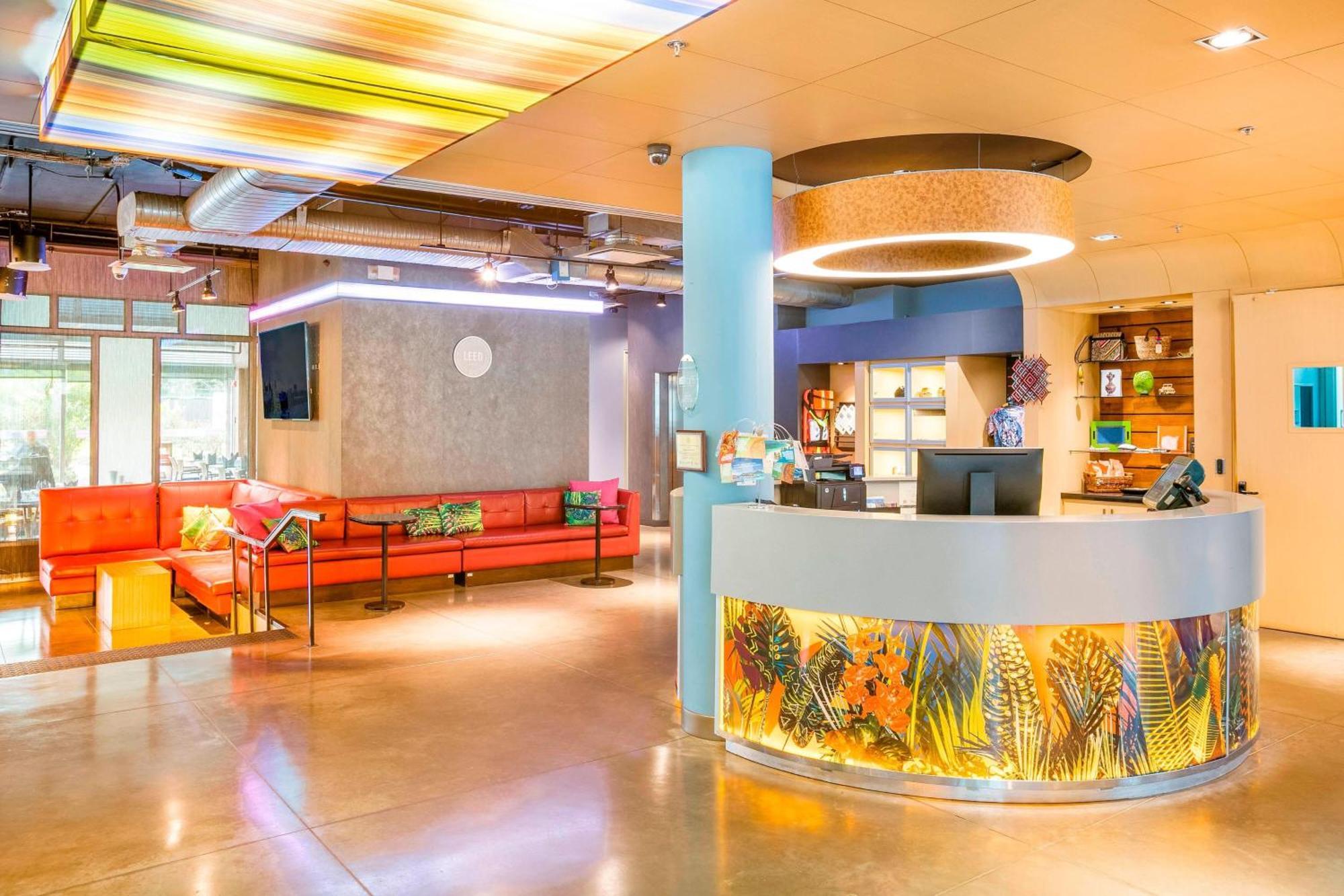 Aloft Bogota Airport Hotel Exterior photo