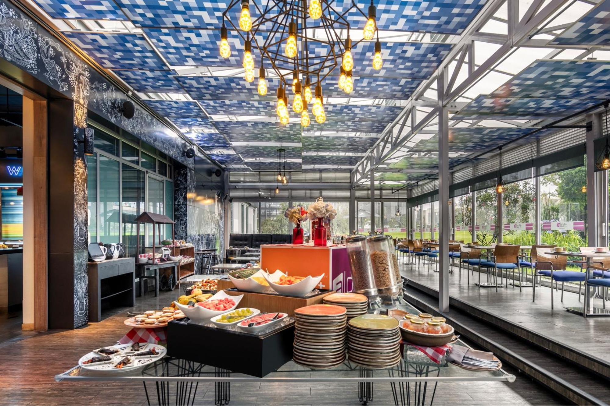 Aloft Bogota Airport Hotel Exterior photo